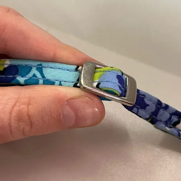 Vera Bradley Zip Around Wristlet Wallet in “Paisley in Paradise” Pattern - Picture 13 of 13